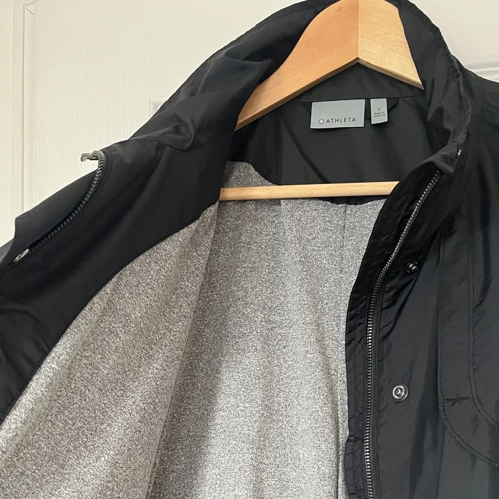 Athleta warm up jacket - Picture 3 of 5